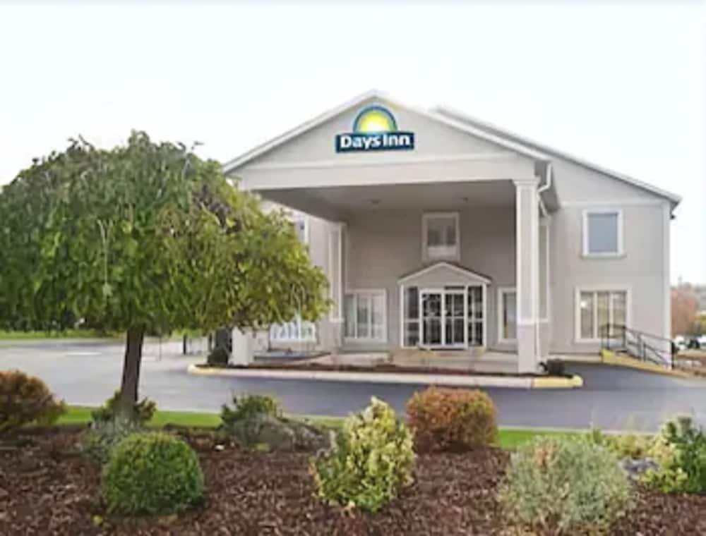 Days Inn By Wyndham וודסטוק מראה חיצוני תמונה