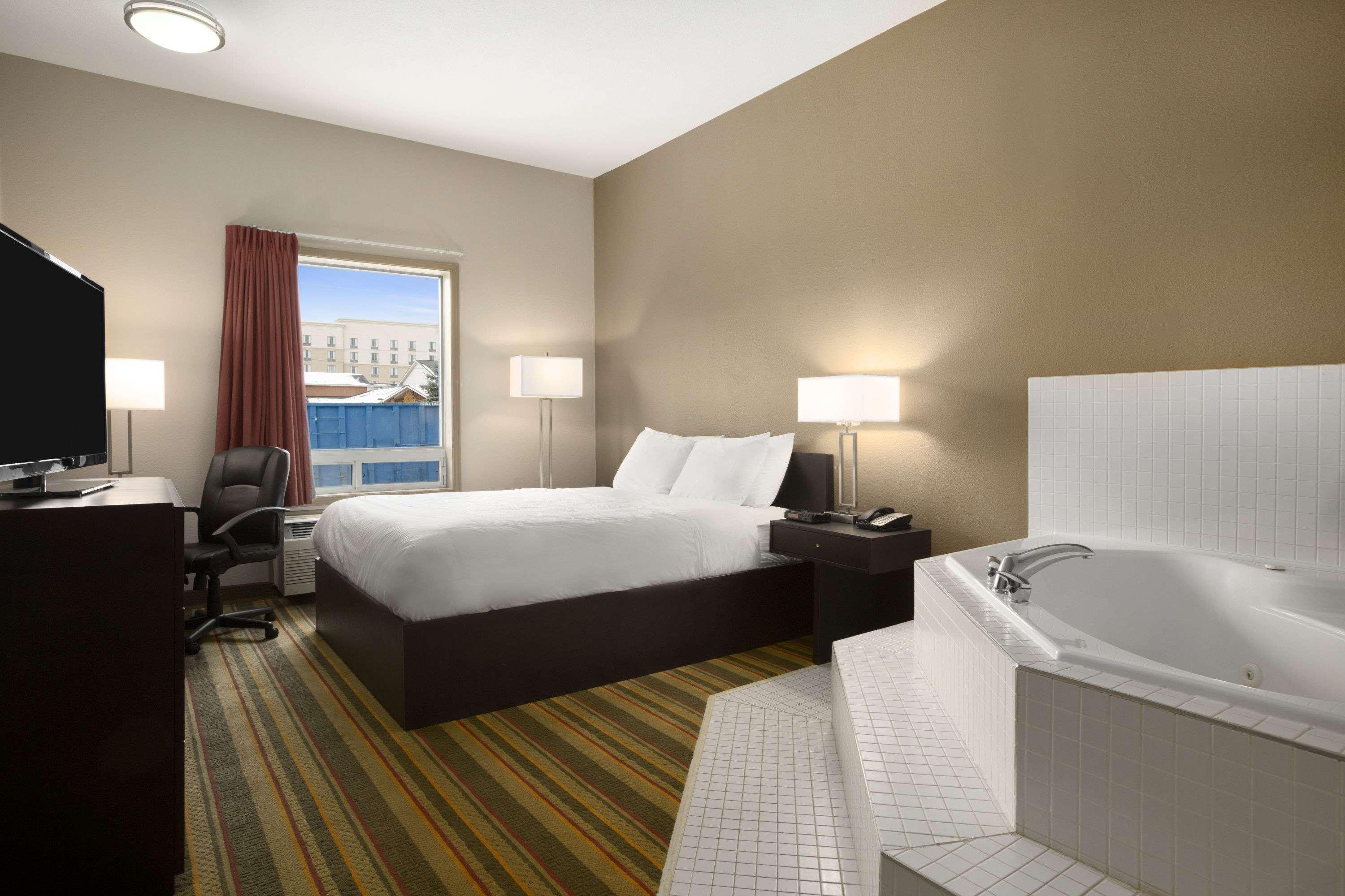 Days Inn By Wyndham וודסטוק מראה חיצוני תמונה